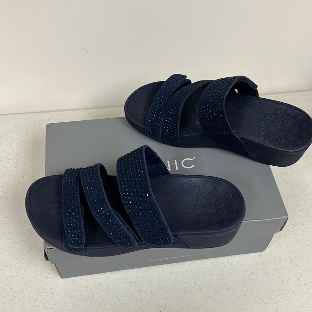 Vionic Blue Sparkle Wedge Sandals 8W wide New